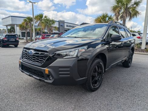 Used 2023 Subaru Outback Wilderness image 8