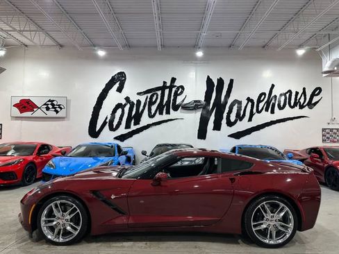 Used 2017 Chevrolet Corvette Stingray Coupe w/ Battery Protection Package image 32