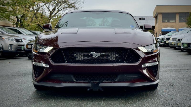 Used 2018 Ford Mustang GT Premium w/ GT Performance Package RWD image 2