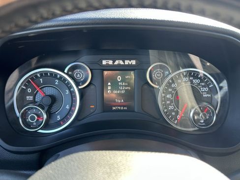 Used 2024 RAM 3500 Big Horn image 18