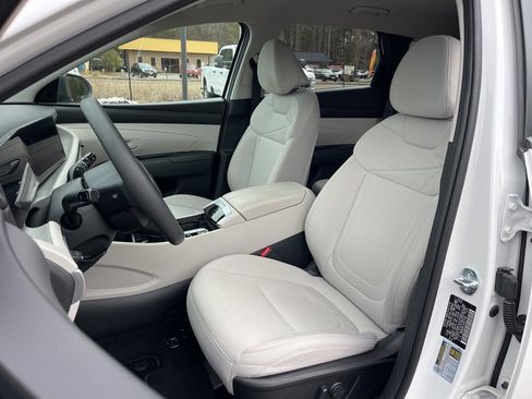 Certified 2025 Hyundai Tucson SEL image 19