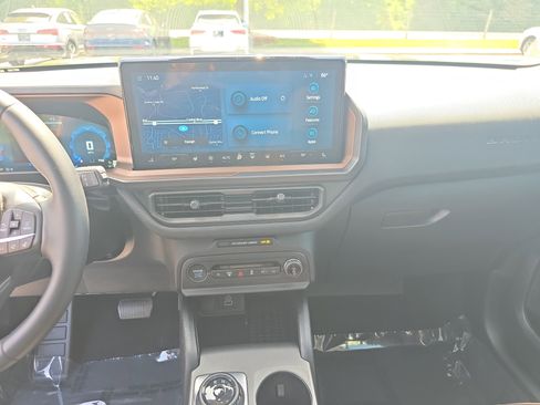 Used 2025 Ford Bronco Sport Outer Banks w/ Outer Banks Tech Package+ image 17