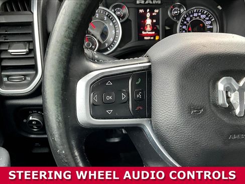 Used 2019 RAM 1500 Big Horn AWD/4WD image 11