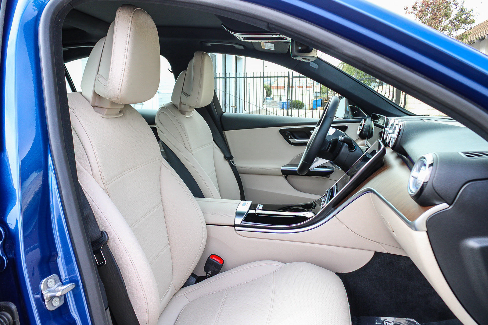 Certified 2026 Mercedes-Benz C 300 4MATIC Sedan image 17