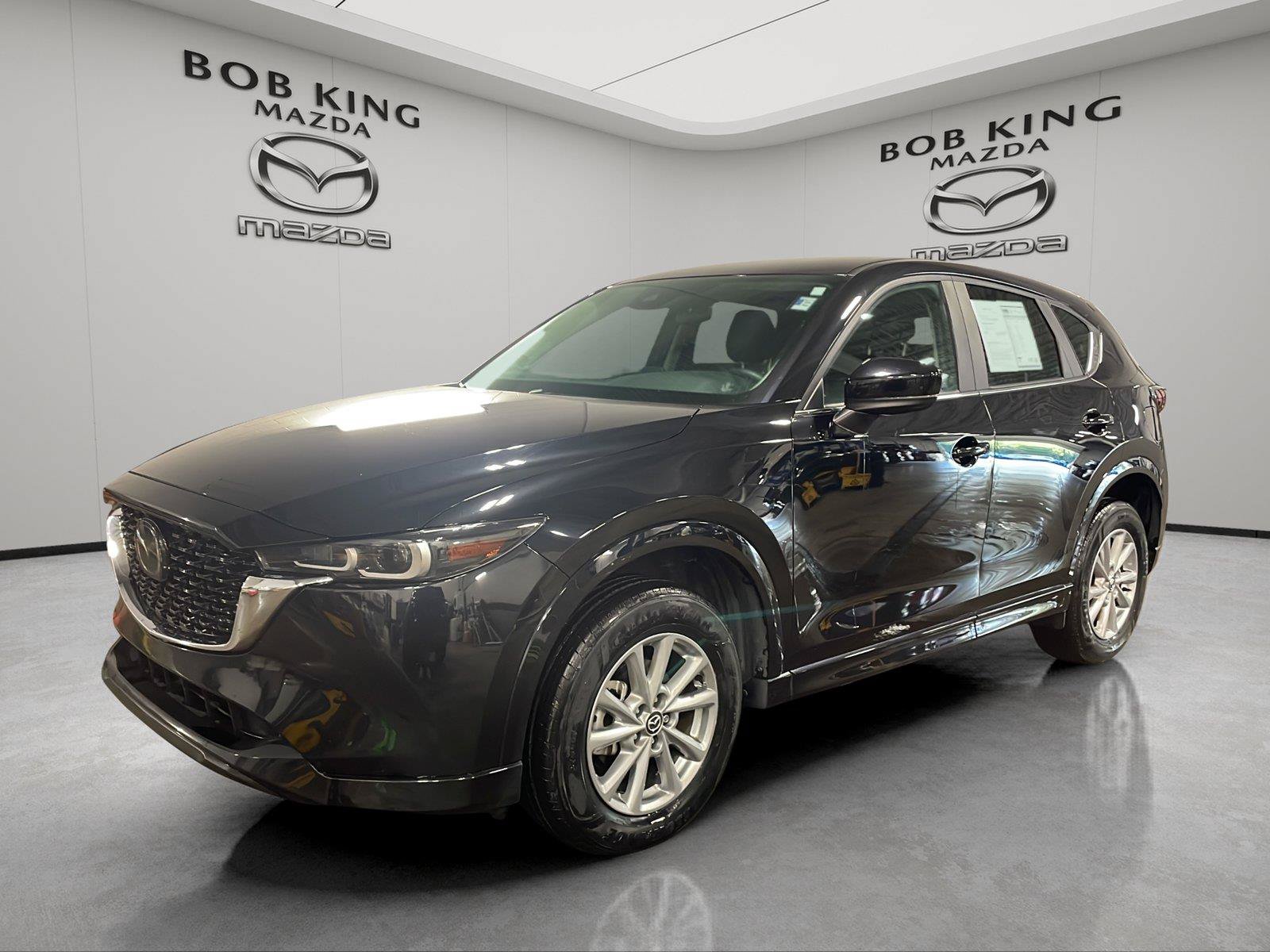 Used 2024 MAZDA CX-5 AWD 2.5 S w/ Select Package image 1