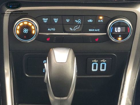 Used 2022 Ford EcoSport SE AWD/4WD image 22