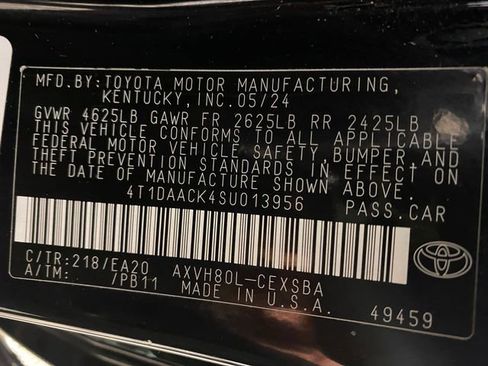 Used 2025 Toyota Camry SE FWD image 24