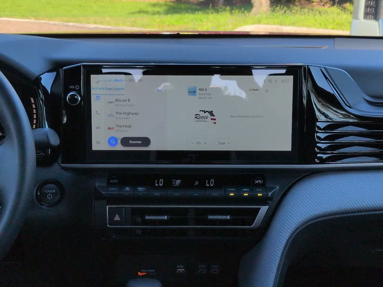Used 2026 Toyota Camry SE w/ Multimedia Upgrade Package FWD image 17