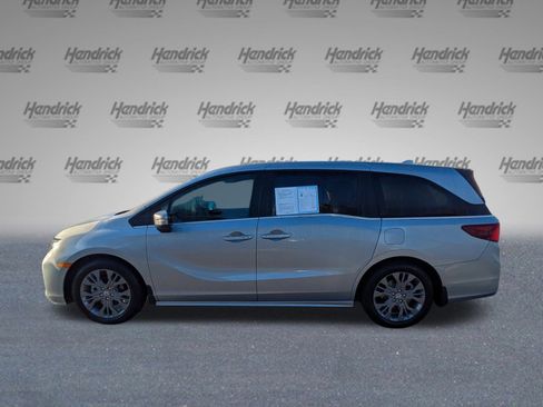 Certified 2025 Honda Odyssey Touring image 7