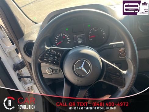 Used 2021 Mercedes-Benz Sprinter 2500 w/ Driver Convenience Package image 14