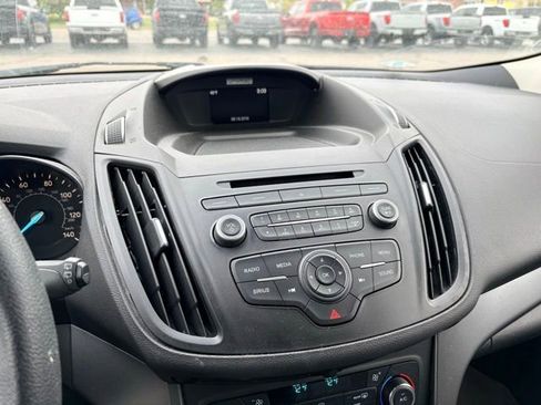 Used 2017 Ford Escape SE FWD image 23