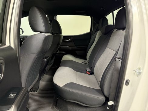 Used 2021 Toyota Tacoma TRD Sport image 23