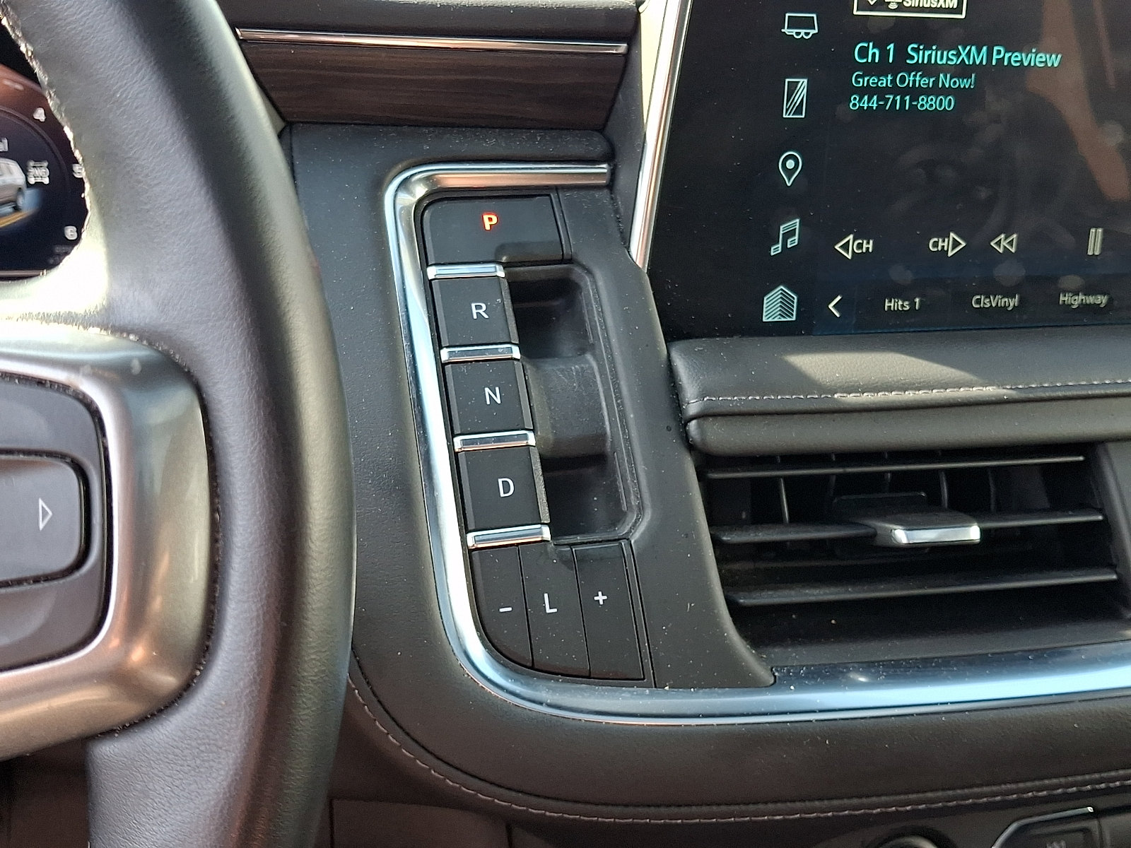 Used 2023 Chevrolet Tahoe LT w/ LT Signature Plus Package AWD/4WD image 16