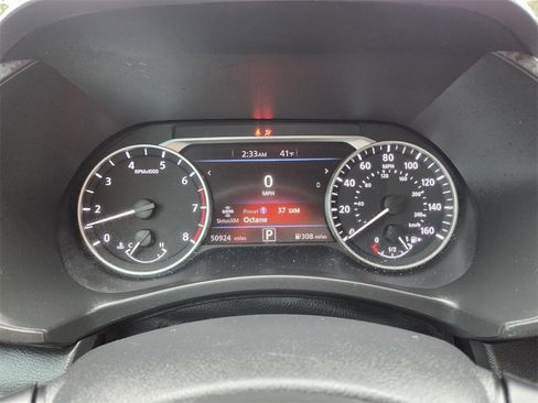 Used 2023 Nissan Sentra SV image 11