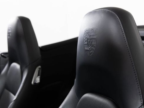 Used 2019 Porsche 911 Turbo image 41