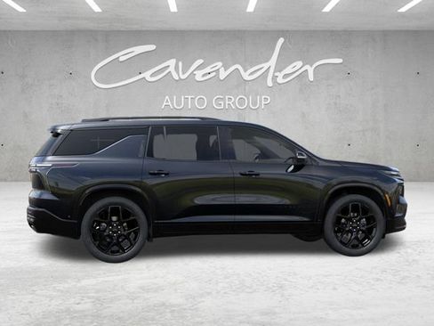 New 2026 Chevrolet Traverse RS w/ LPO, Floor Liner Package FWD image 5