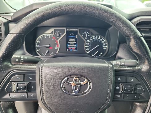 Used 2025 Toyota Tundra SR w/ SR Tow Package AWD/4WD image 20