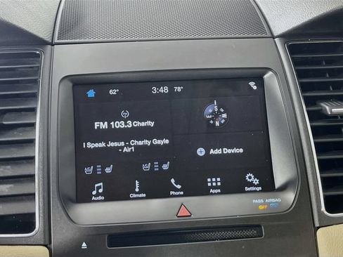 Used 2016 Ford Taurus Limited FWD image 15