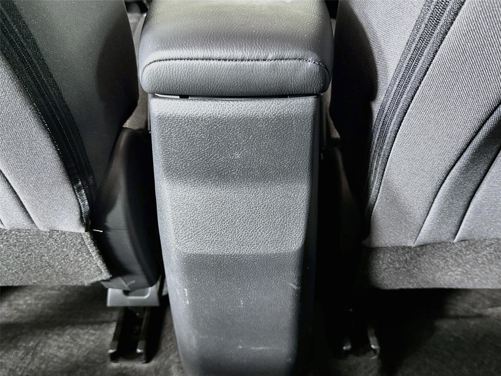 Certified 2025 Nissan Kicks SV FWD image 23