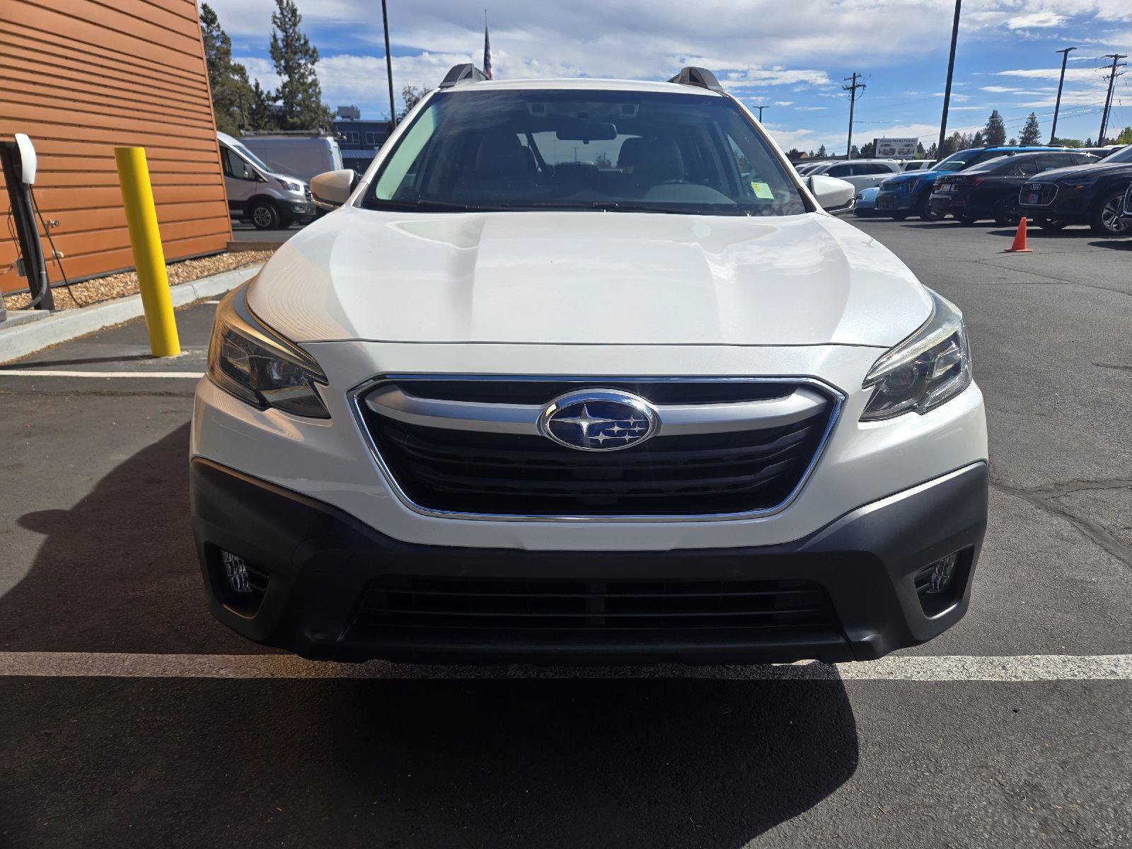 Used 2022 Subaru Outback Premium AWD/4WD image 8