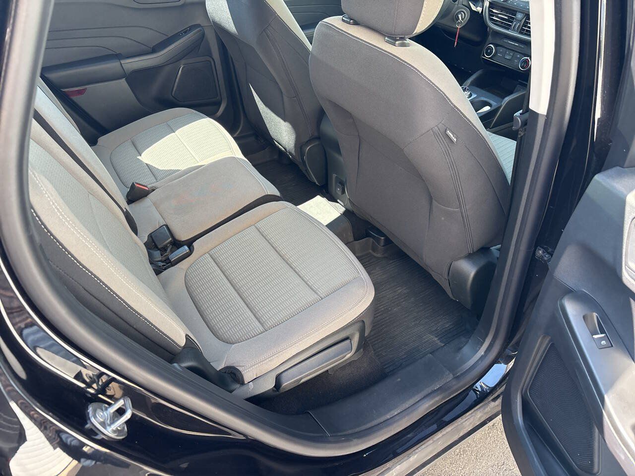 Used 2022 Ford Escape S AWD/4WD image 19