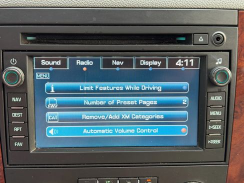 Used 2011 Chevrolet Avalanche LTZ image 56