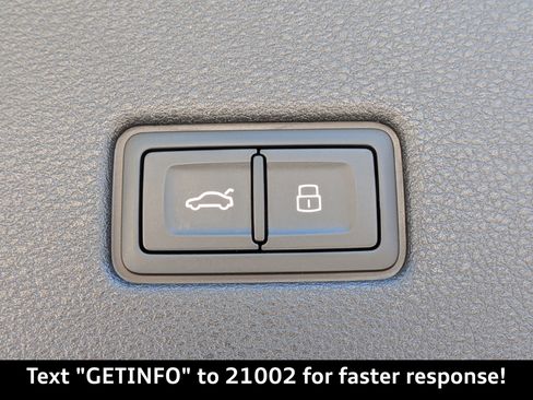 Certified 2024 Audi RS Q8 image 18