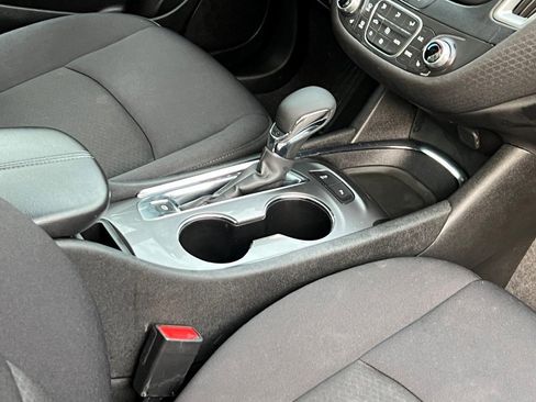 Used 2024 Chevrolet Malibu LT image 11