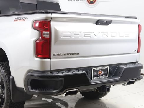 Used 2019 Chevrolet Silverado 1500 LT Trail Boss AWD/4WD image 21
