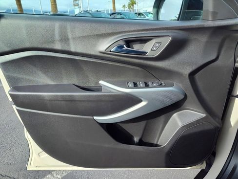 New 2026 Chevrolet Trax RS image 10