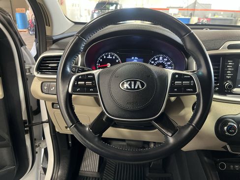 Used 2020 Kia Sorento S AWD/4WD image 37