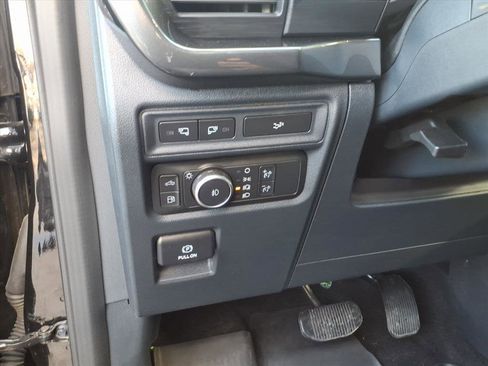 Used 2022 Ford F150 XLT w/ Equipment Group 302A High image 13