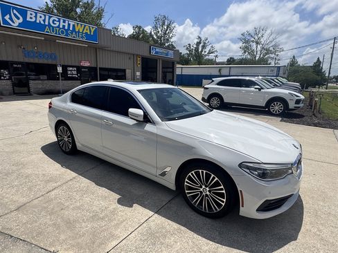 Used 2018 BMW 530i RWD image 3