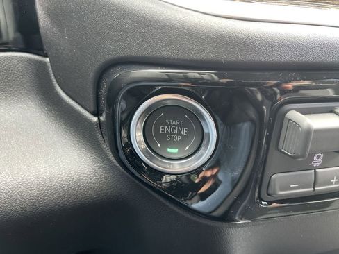 New 2026 GMC Sierra 1500 Elevation w/ Preferred Package image 17