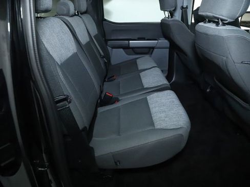 Used 2021 Ford F150 XLT image 30