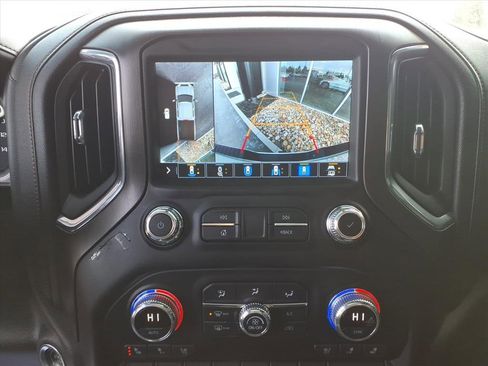 Used 2021 GMC Sierra 2500 AT4 w/ AT4 Premium Plus Package image 23