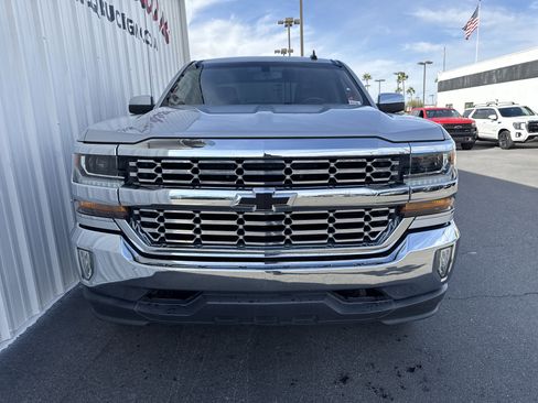 Used 2018 Chevrolet Silverado 1500 LT w/ All Star Edition image 4