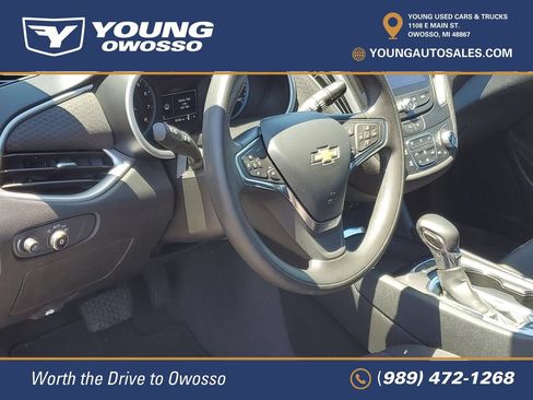 Used 2023 Chevrolet Malibu LT w/ Driver Confidence Package FWD image 9