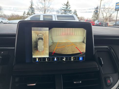 Used 2024 Chevrolet Tahoe RST w/ RST Performance Edition image 16