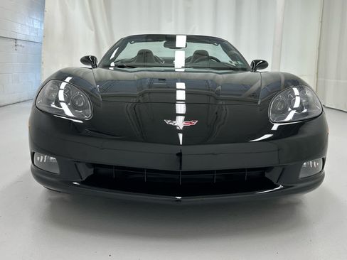 Used 2013 Chevrolet Corvette Convertible RWD image 5