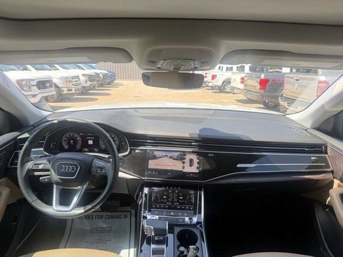 Used 2020 Audi Q8 Premium Plus AWD/4WD image 18