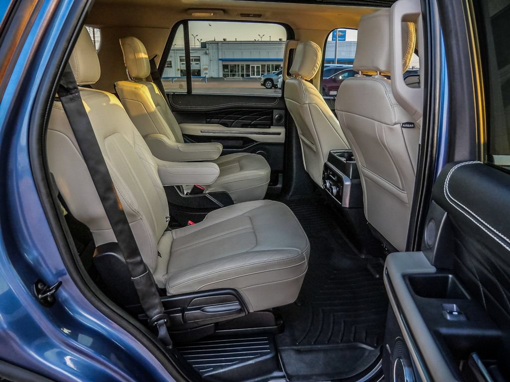 Used 2020 Ford Expedition Platinum AWD/4WD image 25