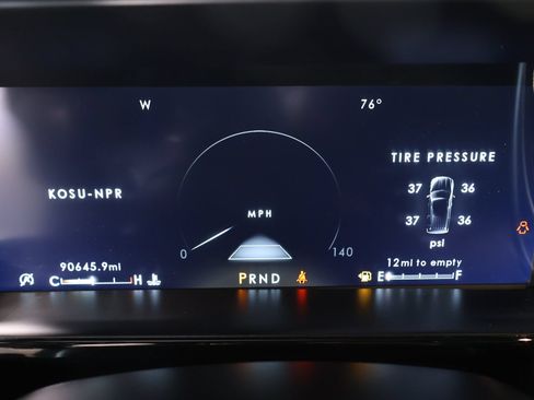 Used 2021 Lincoln Navigator Reserve AWD/4WD image 4