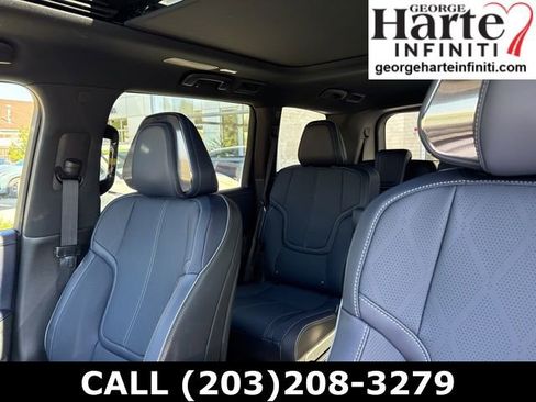 New 2026 INFINITI QX80 4WD image 24