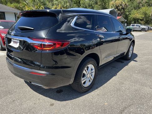 Used 2020 Buick Enclave Essence w/ Sound and Sites Package image 5