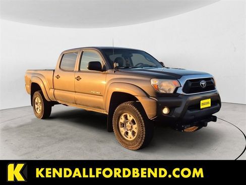 Used 2014 Toyota Tacoma 4x4 Double Cab image 4