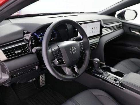 Used 2026 Toyota Camry XSE FWD image 4
