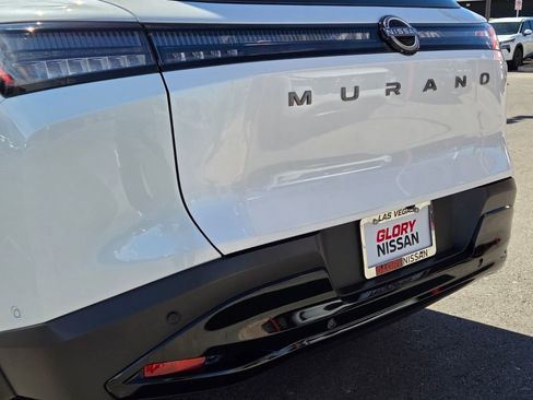 Used 2025 Nissan Murano SV image 9
