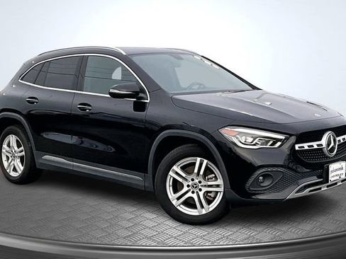 Used 2023 Mercedes-Benz GLA 250 4MATIC image 3