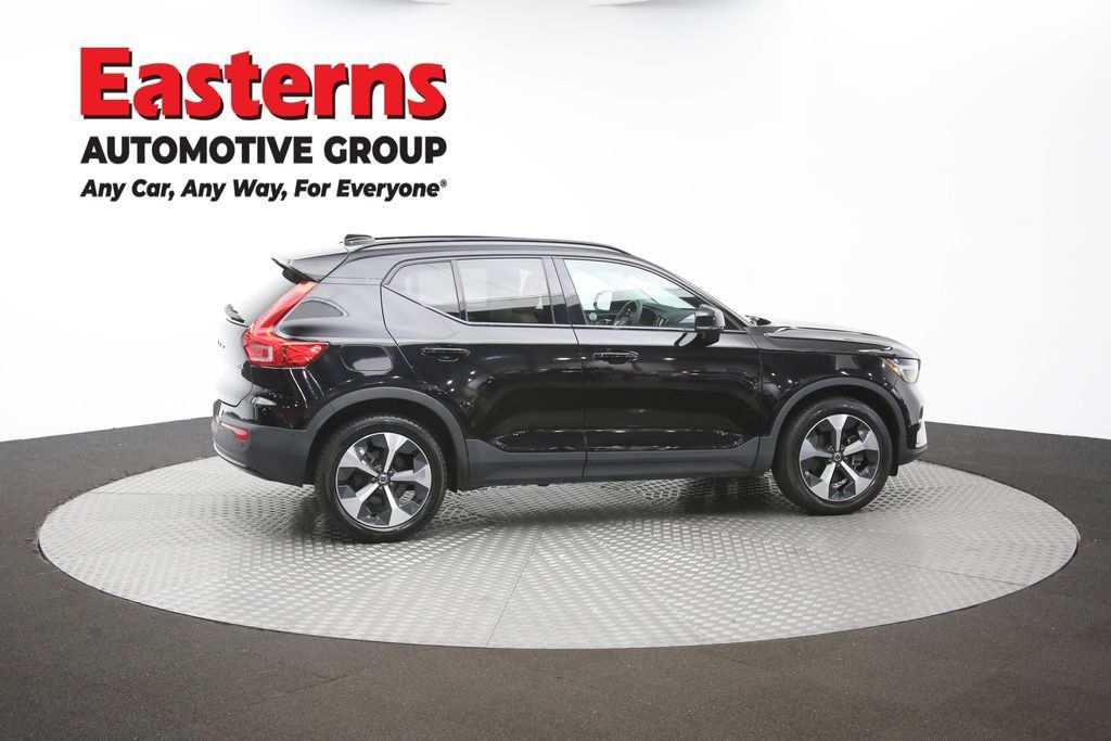 Used 2023 Volvo XC40 B4 Ultimate FWD image 40